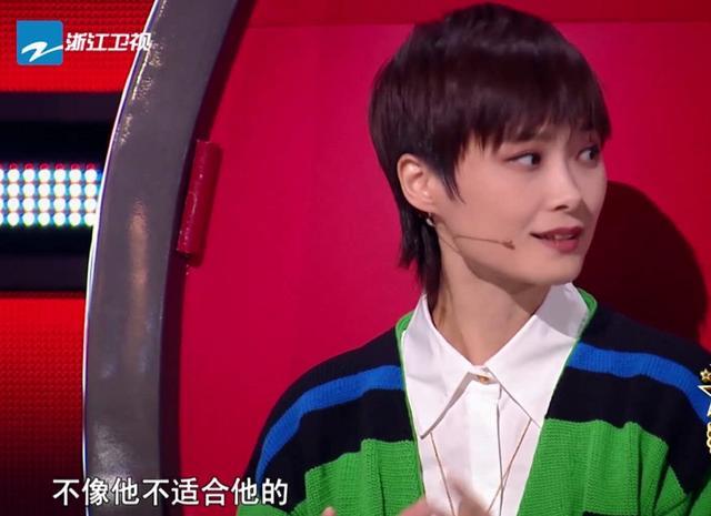 李宇春|《好声音》李宇春关键时刻出现口误，全程都很紧张，李健暖心安慰