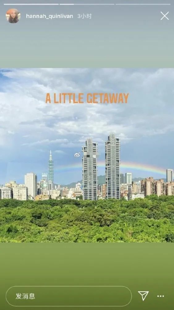 昆凌|昆凌盗侯佩岑图片发文，网友猜测疑是周杰伦偷看前女友并存图