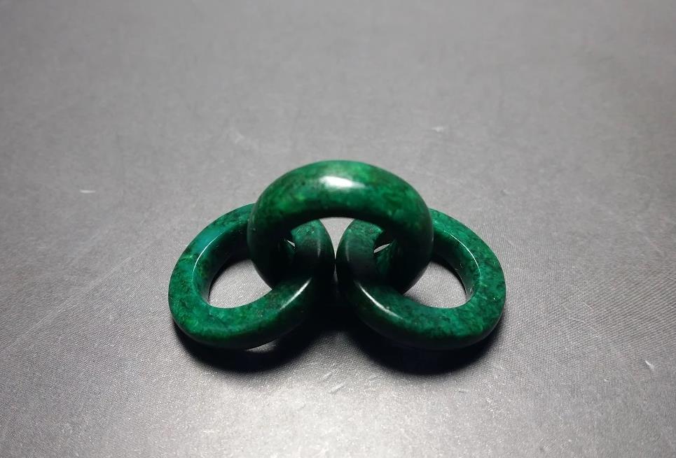 虬角|清代皇宫里专享，传世量稀少，染色成碧绿色的虬角