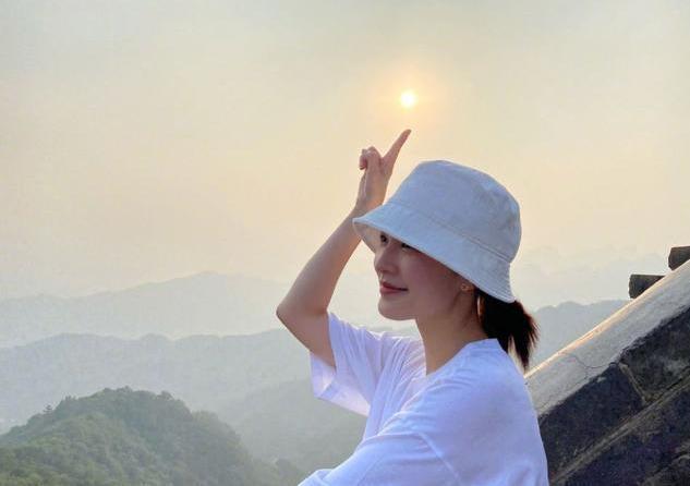 寒香见|如懿香见重聚了，离开渣渣龙后两人都很开心，像星星一样自由！