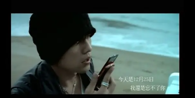 昆凌|没想到2020的今天，我还能因为昆凌吃上周侯恋的过期糖