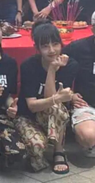 白百何|离婚近况大不同！白百何通宵拍戏辛苦养娃，陈羽凡发福恋爱两不误