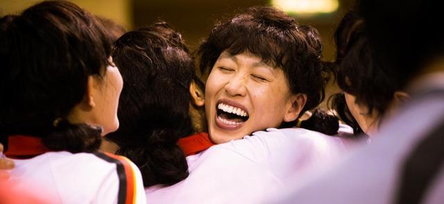 票房|首日票房仅5613万，巩俐新片让人失望至极，三颗星全给体育人