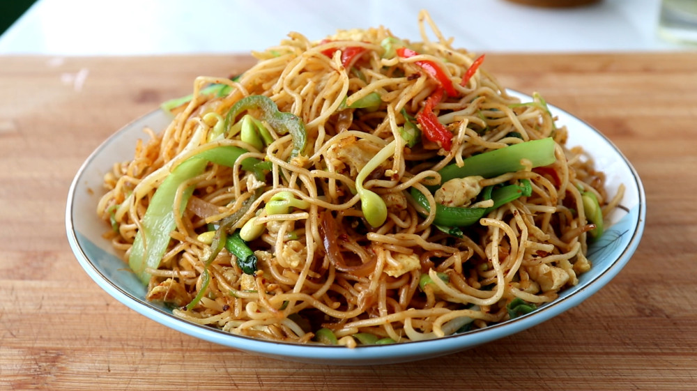 原来街头的炒细面是这样做的做法和诀窍全教你学会不用出去吃