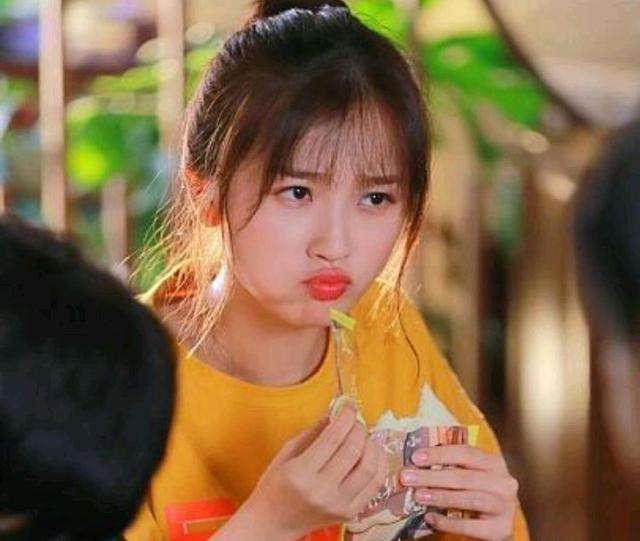 金鹰女神|金鹰女神投票，谭松韵票数遥遥领先，宋茜无缘前三恐沦为陪跑