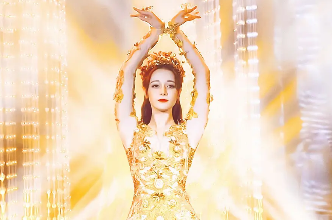 金鹰女神|金鹰女神投票，谭松韵票数遥遥领先，宋茜无缘前三恐沦为陪跑