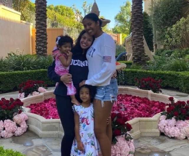 瓦妮莎|泪目！瓦妮莎发文悼念科比离世九个月，小女儿捧遗照喊爸爸太心酸