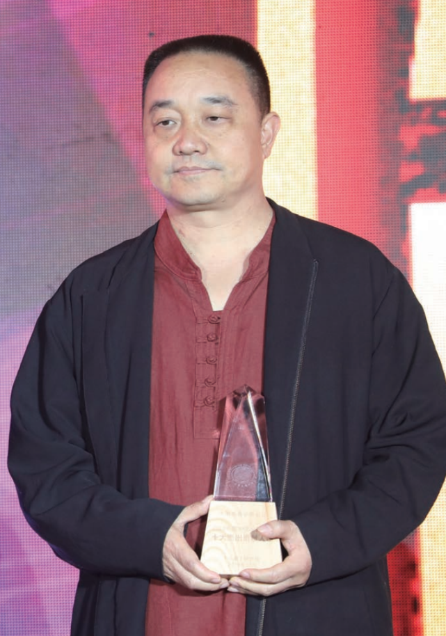 【小康人物】陈仁海:邀世界分享"中国白"