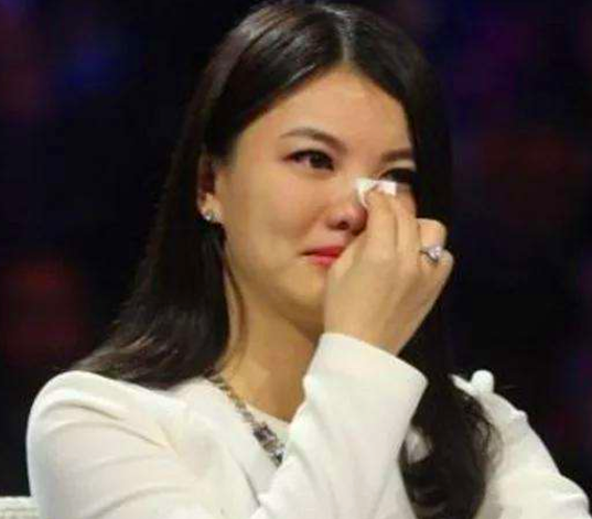 李湘|李湘被传体重200斤？上综艺曝光真实体重，杨迪看到数字捂嘴偷笑