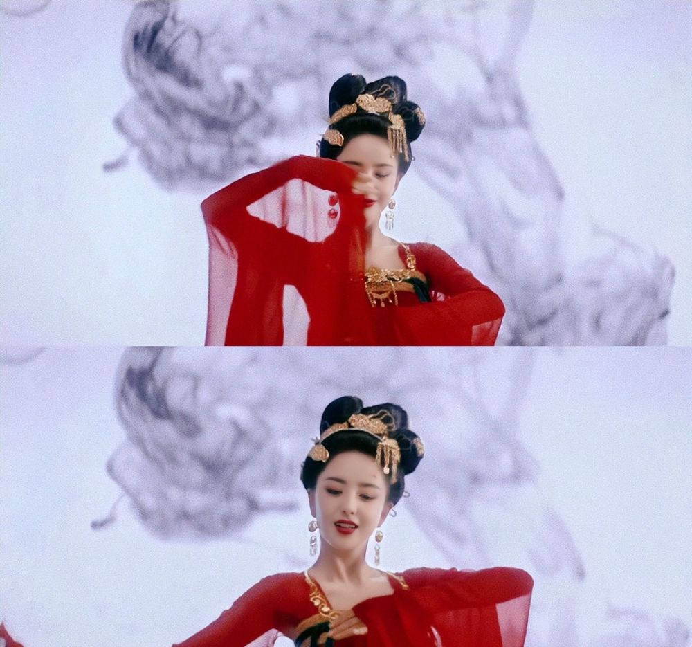 佟丽娅|佟丽娅穿黑色小皮裙亮相金鸡奖，短发小蛮腰御姐范儿十足，确定只有37岁？