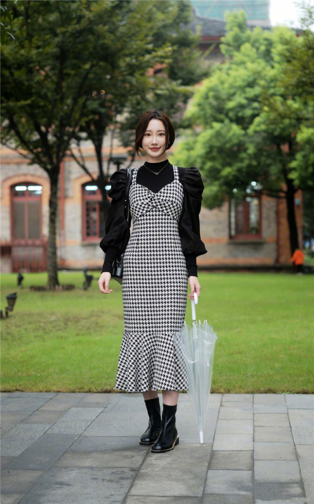 衣品好的女人,长得普通也显气质!她们的"穿搭经",很值得借鉴