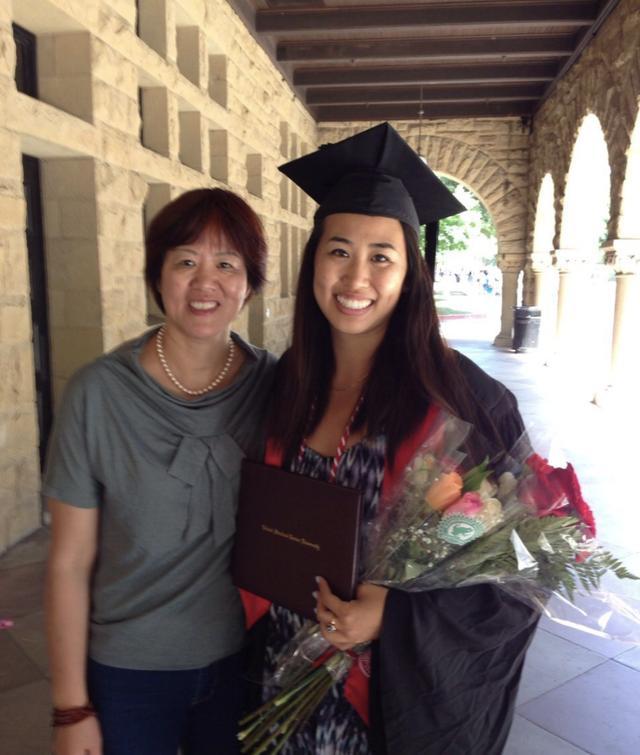 郎平28岁女儿白浪演技不输巩俐黄渤父母各自再婚而她还单身