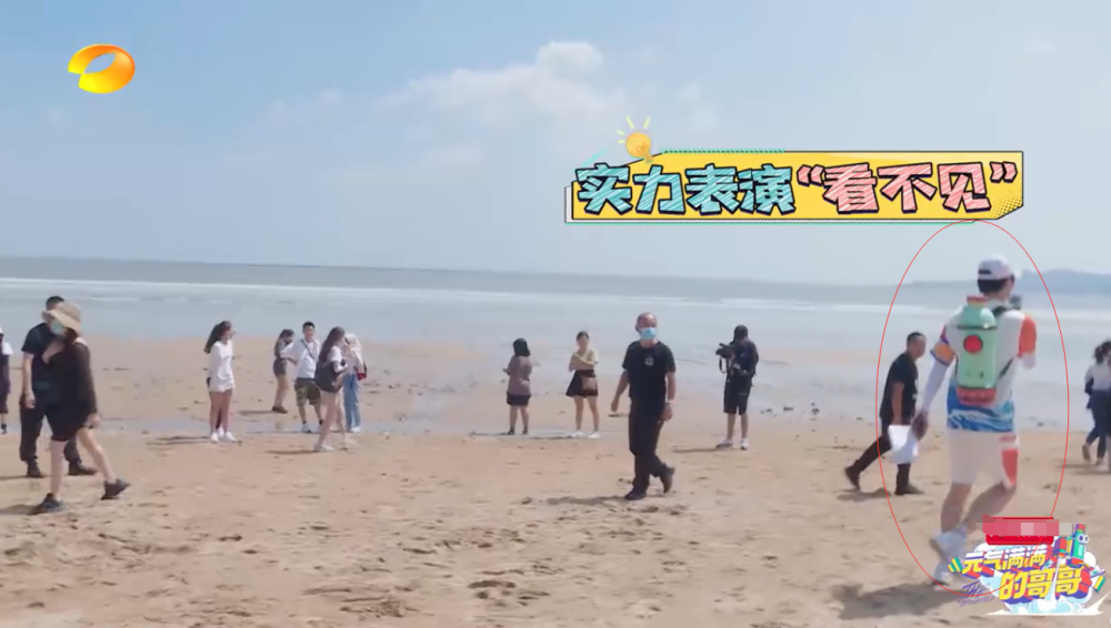 杨洋|杨洋爱上李一桐？两人录节目太甜引质疑，网友：因为李一桐长得像李沁