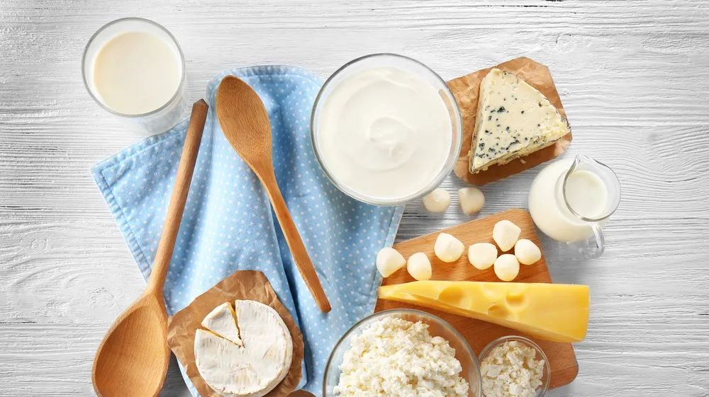 奶制品|中国人真的不适合喝牛奶吗？