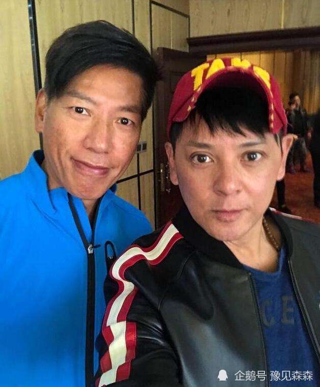 古惑仔乌鸦张耀扬近况曝光57岁头发胡子全发白像八旬老翁