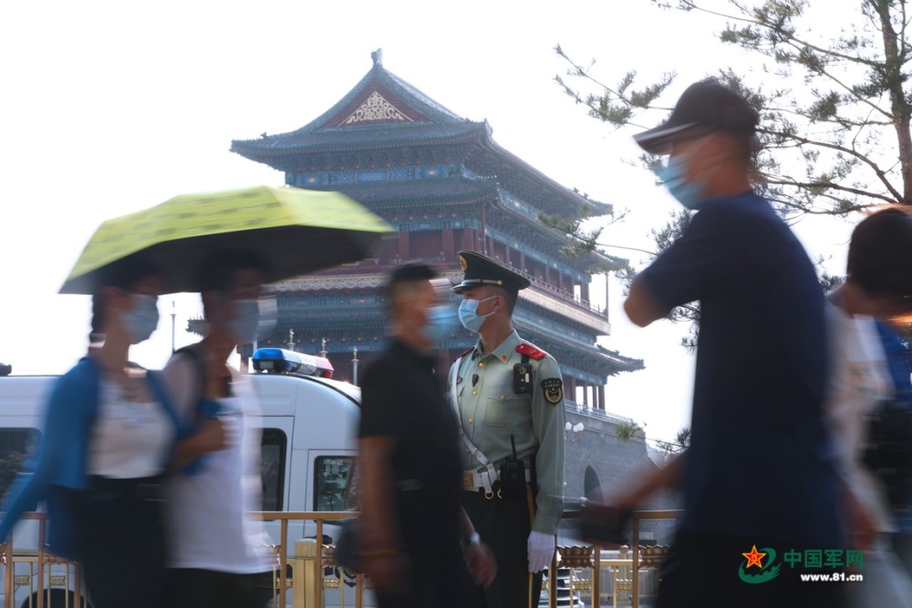 国博|天安门广场上的另一道风景线