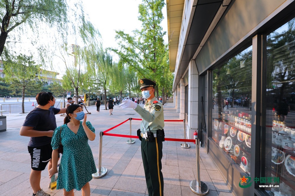 国博|天安门广场上的另一道风景线