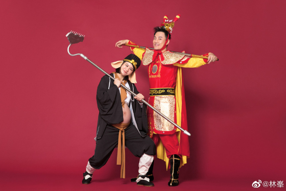 张馨月|张馨月首晒大肚照官宣生下宝宝，林峯幸福表白：会用生命守护珍惜