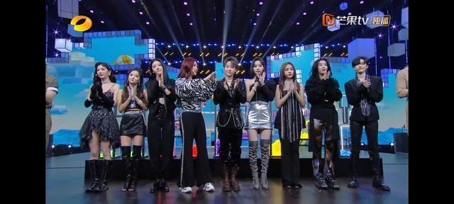 刘雨昕|刘雨昕在《快乐大本营》疑似被调侃性别？和虞书欣“争风吃醋”