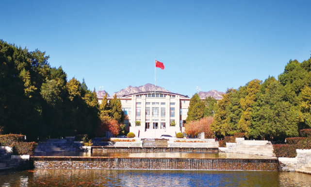 "的豪迈口号,在核研院建立四年后胜利完成了屏蔽试验反应堆的建设任务