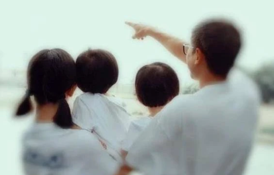 张杰|张杰谢娜双双晒全家福庆结婚9周年，力破那些婚变传闻