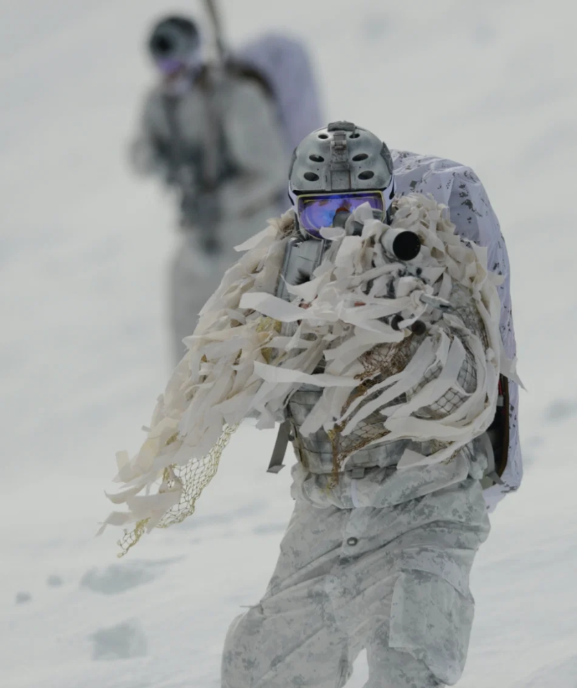 海豹突擊隊雪地訓練高清壁紙