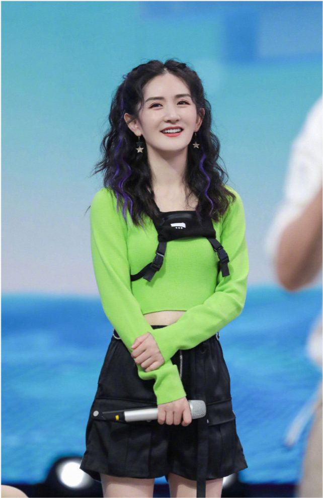 张杰|张杰谢娜双双晒全家福庆结婚9周年，力破那些婚变传闻