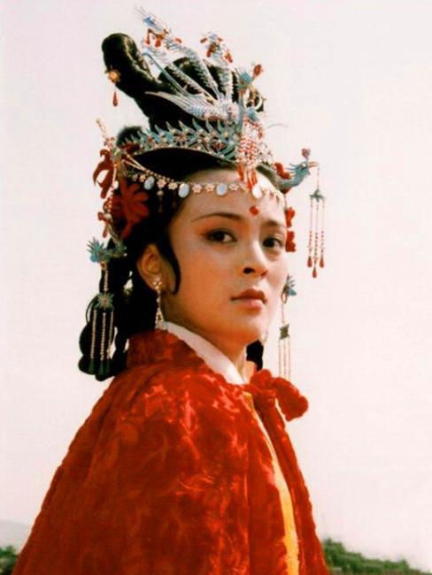 贾迎春|她是大观园里最寂寞的女孩，硬生生将自己活成了一道风景！