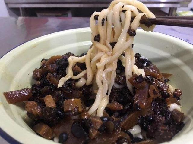 老舍《茶馆》中的"烂肉面",曾火遍北京城,如今为何不再辉煌?_腾讯新闻