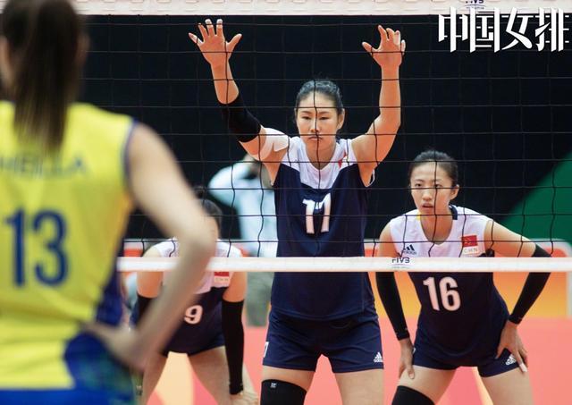 郎平|《夺冠》上映不到1天票房破亿，猫眼电影评分9.2，巩俐神似郎平