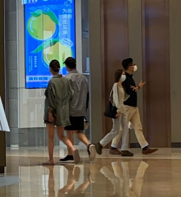 林峯|林峯官宣当爸！港媒曝张馨月生的女儿，豪华月子中心要36万一月