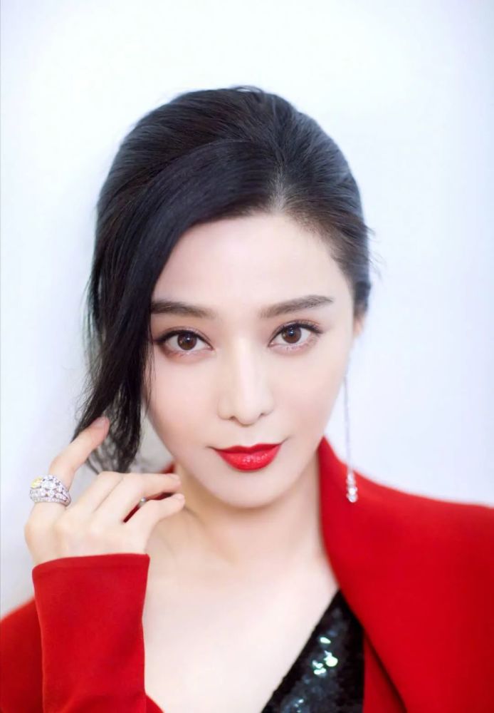 范冰冰|范冰冰自爆新电影即将开机！电视剧《武媚娘传奇》重播，范爷全面回归？