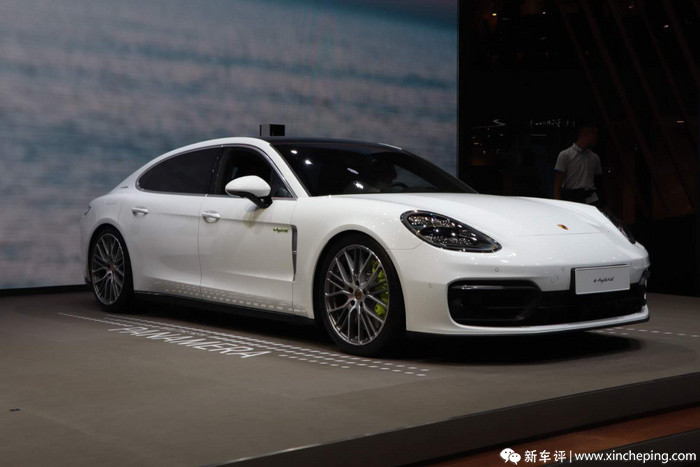 保时捷panamera|买不起看看还是可以的 2020北京车展性能豪车汇总
