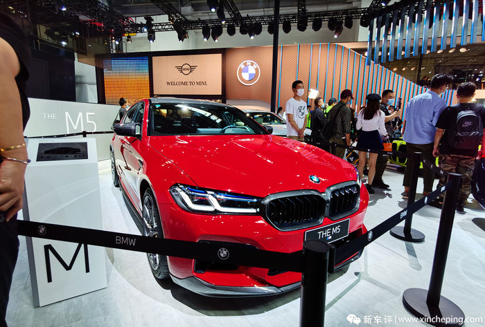 保时捷panamera|买不起看看还是可以的 2020北京车展性能豪车汇总