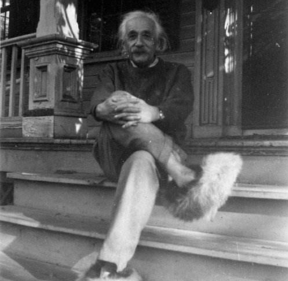 未解之谜|全世界人的困惑：若世上只剩下你一个人，有敲门声，你会开吗？