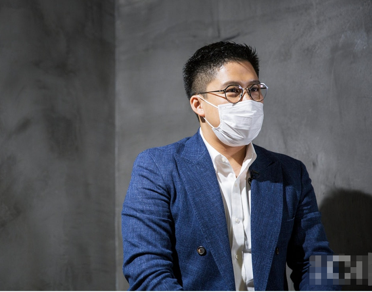 霍启刚|霍启刚曝求婚郭晶晶细节：心跳加速仿佛小鹿乱撞，全程担心戒指被没收