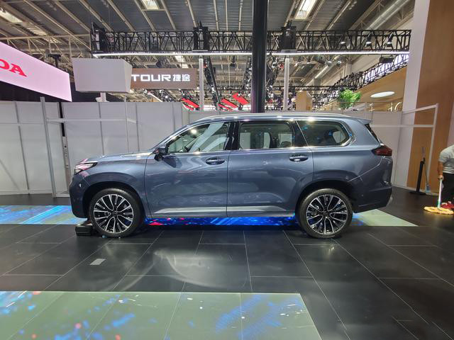 北京|星途VX亮相北京车展，高1795mm，配CN95级净化系统，17万起