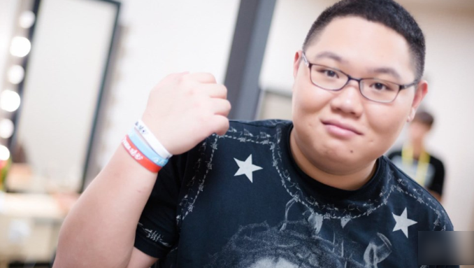 pdd回顾职业生涯过往:曾患上过郁抑症,但最后完成了自我救赎!