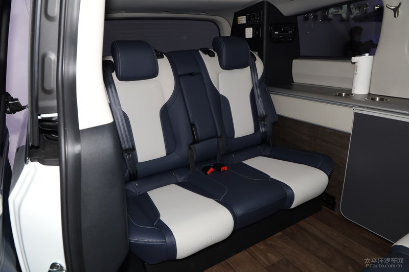 上汽大通maxus|2020北京车展：上汽大通MAXUS RG20上市