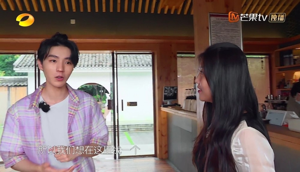 王俊凯|王俊凯回归《中餐厅》热度猛涨，身材爆瘦，只有林大厨是真关心