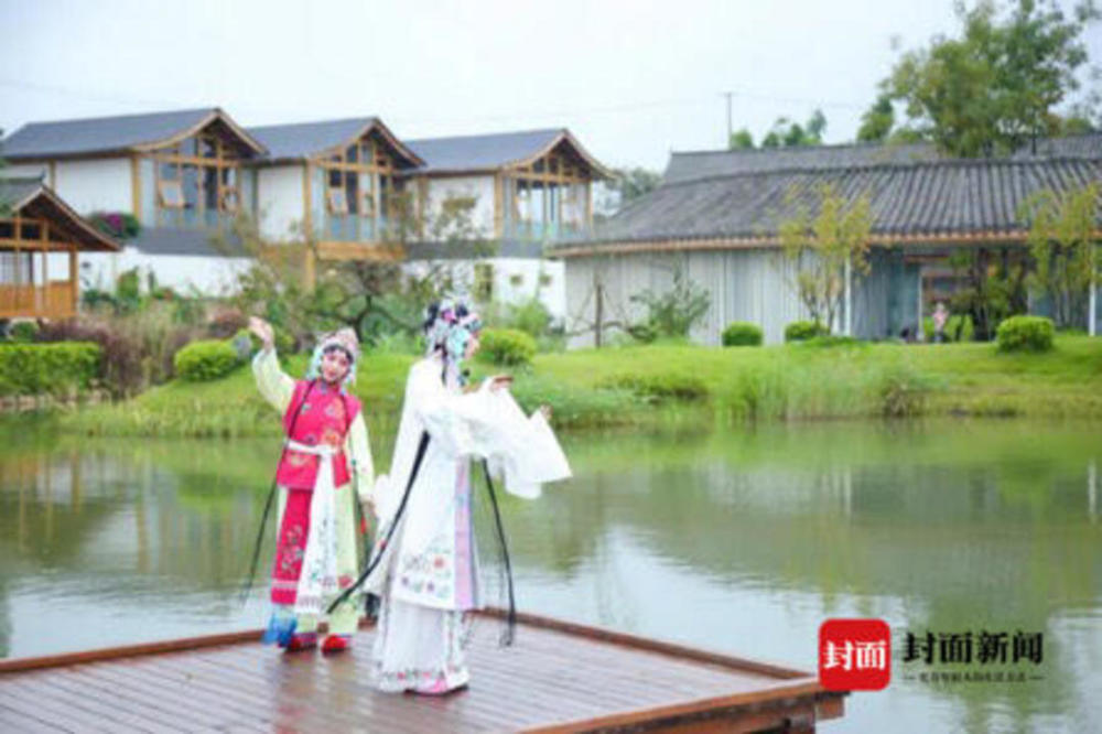 汉服|大明女子的游园生活是什么景象？200多名成都汉服爱好者情景复原