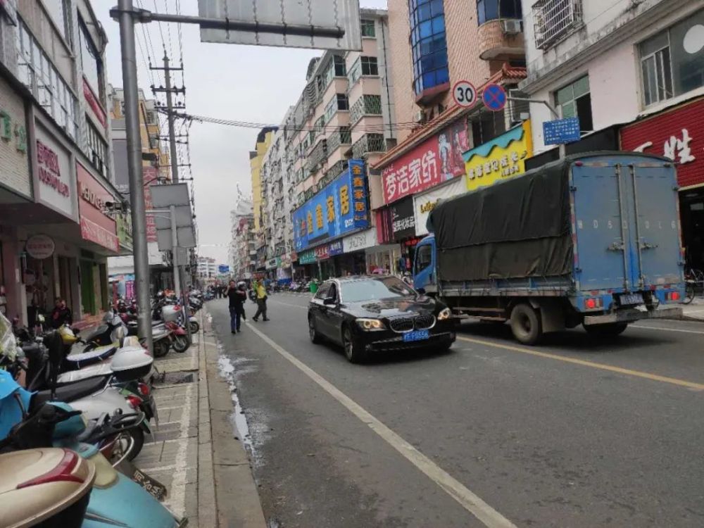 泰和新城和老城"撕起来了",场面快要控制不住了!