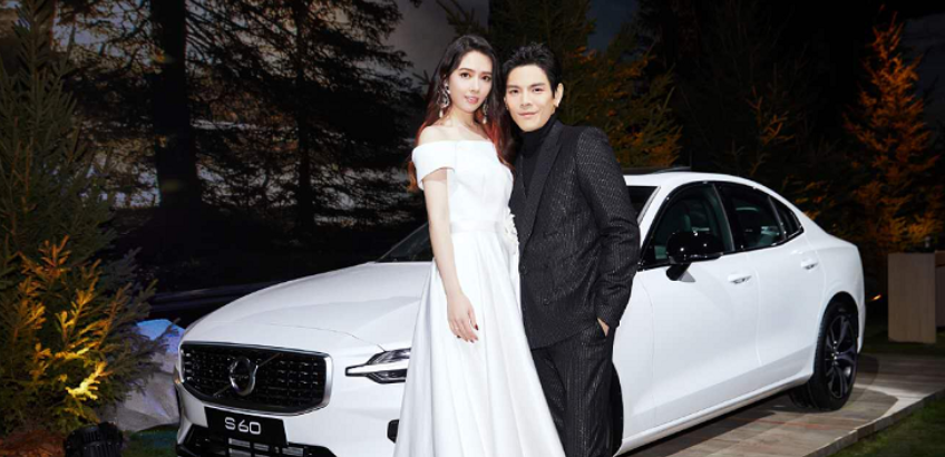 郭碧婷|向太砸重金入住豪华酒店，开心见到儿媳，郭碧婷款待婆婆美味大餐