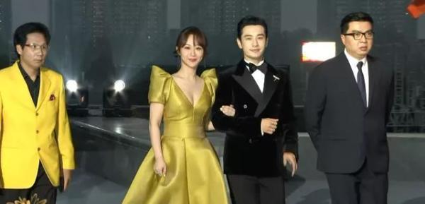 周冬雨|百花奖闭幕式：杨紫成为女明星焦点，周冬雨礼服透露小心思