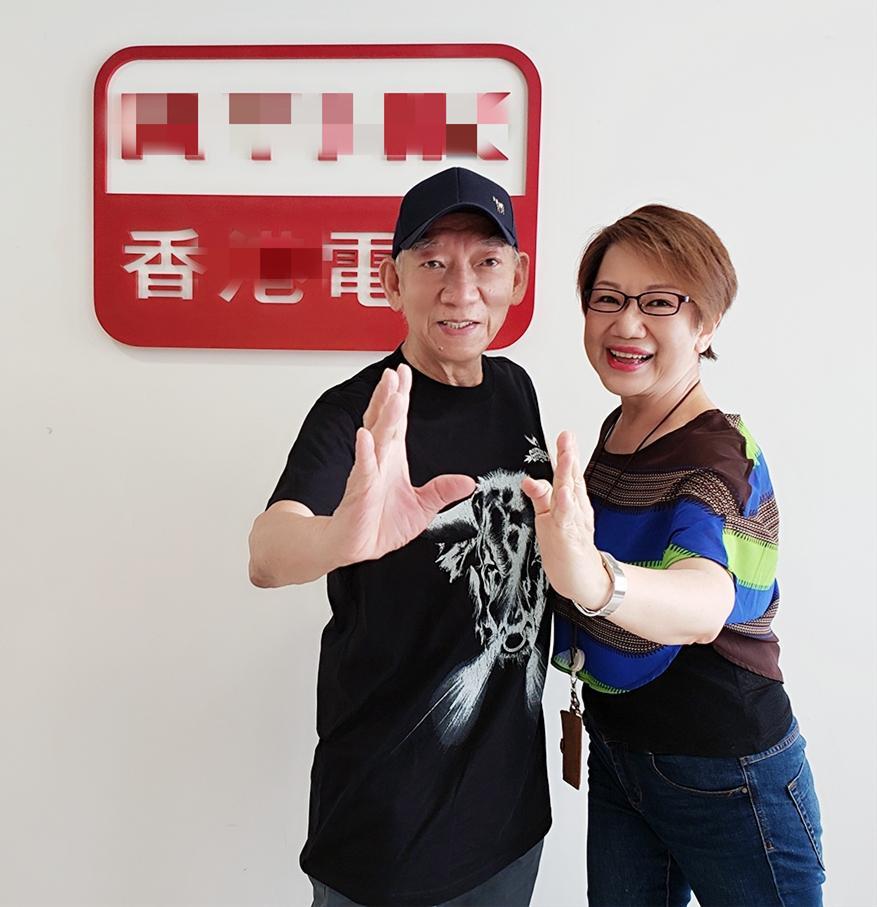 霍启刚|霍启刚畅聊家庭趣事！曾偷运戒指求婚心跳加速，家人很照顾郭晶晶