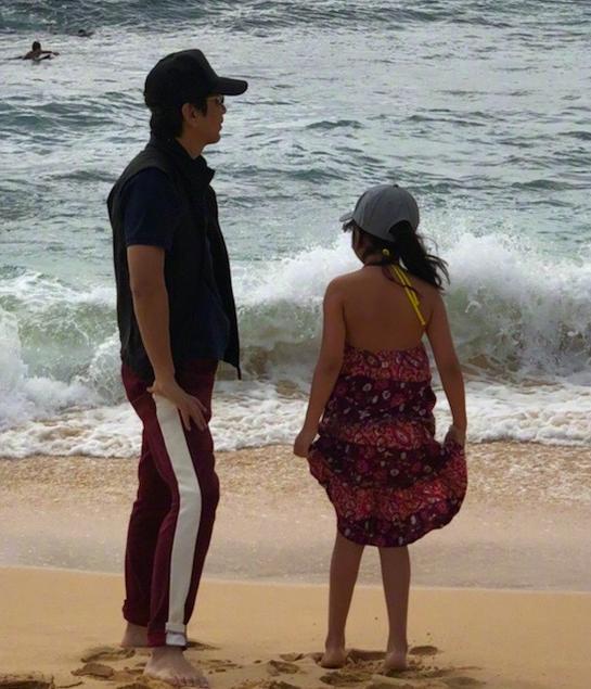 牛莉|牛莉夫妇罕见合体秀恩爱，富豪老公正面出镜，爱称曝光甜蜜十足