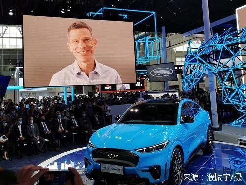 高合hiphi x|全球首发车82辆，“油电”分庭抗礼 北京车展重启