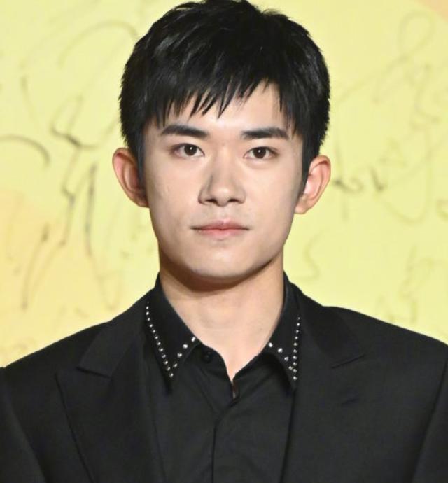 百花奖|百花奖众星高清生图：杨紫状态好刘晓庆水肿，易烊千玺痘印明显