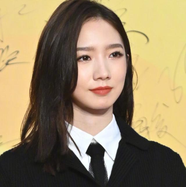 百花奖|百花奖众星高清生图：杨紫状态好刘晓庆水肿，易烊千玺痘印明显