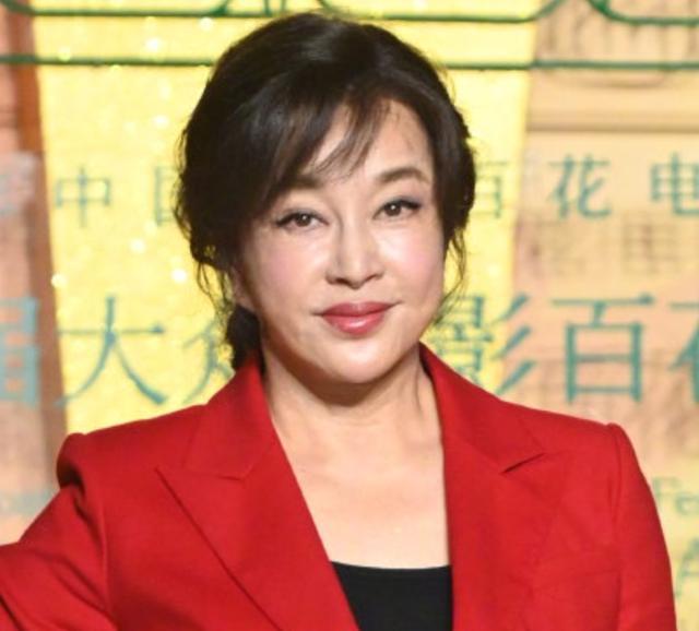 百花奖|百花奖众星高清生图：杨紫状态好刘晓庆水肿，易烊千玺痘印明显